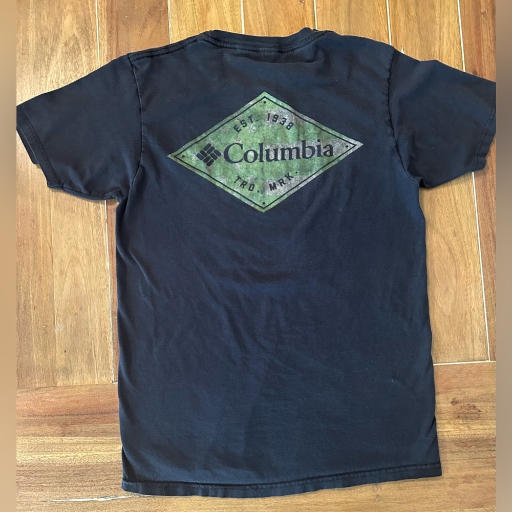 Columbia Graphic T-Shirt Mens Small Black Crew Neck Short Sleeve Cotton Tee - Picture 4 of 6